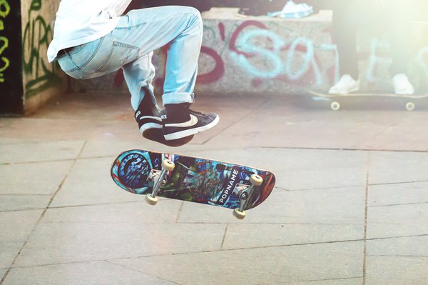 banner tienerjongen skateboard.jpg